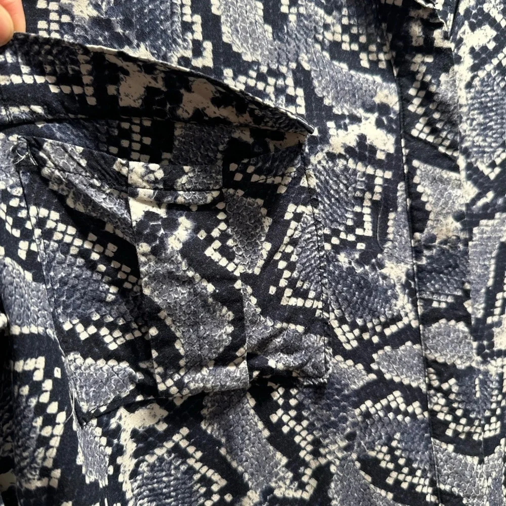 Banana Republic Soft Relaxed Shift Dress Long Sleeve Blue Snakeskin Print 14 - Picture 5 of 16